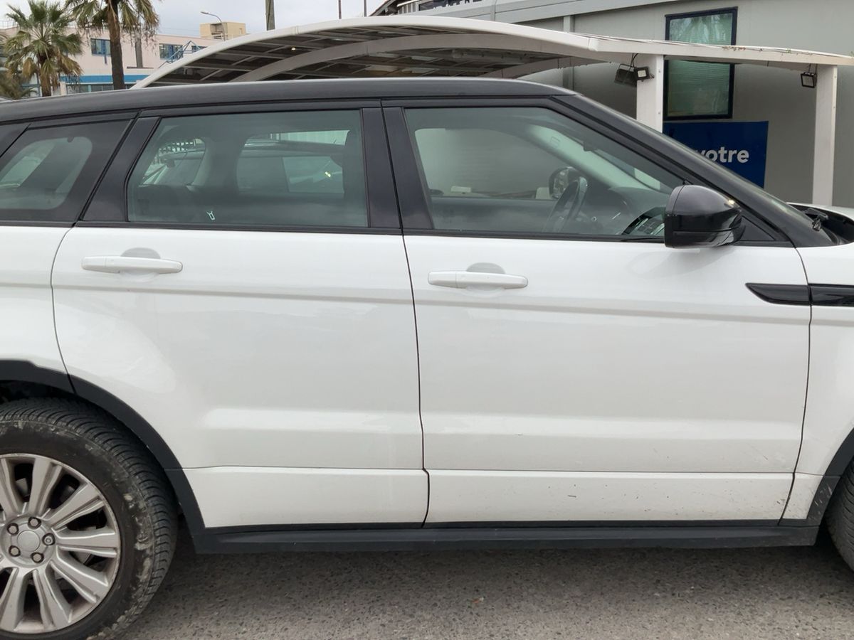 Land Rover 2018 — photo 11