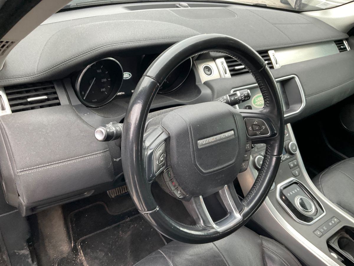 Land Rover 2018 — photo 25