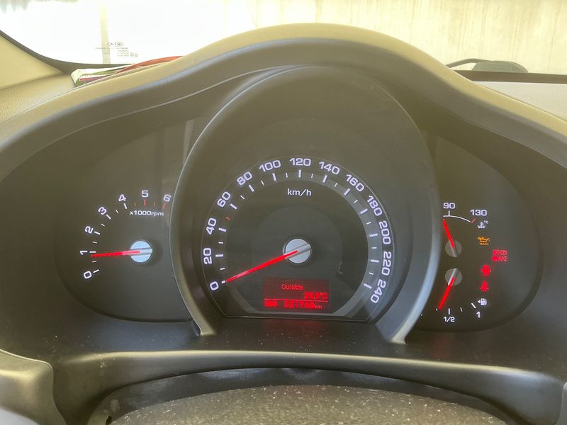 Kia Sportage 1.7 CRDi Drive 4x2 — zdjęcie 13