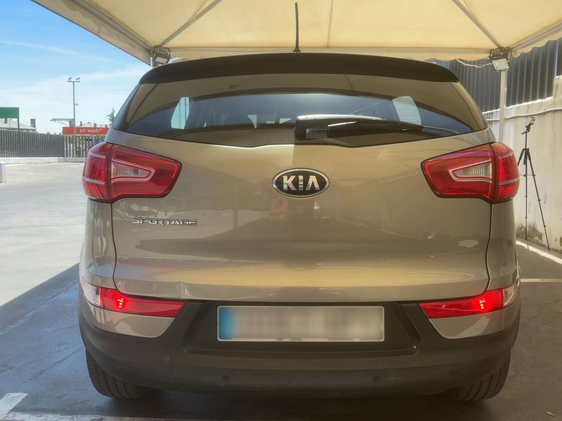 Kia Sportage 1.7 CRDi Drive 4x2 — zdjęcie 5