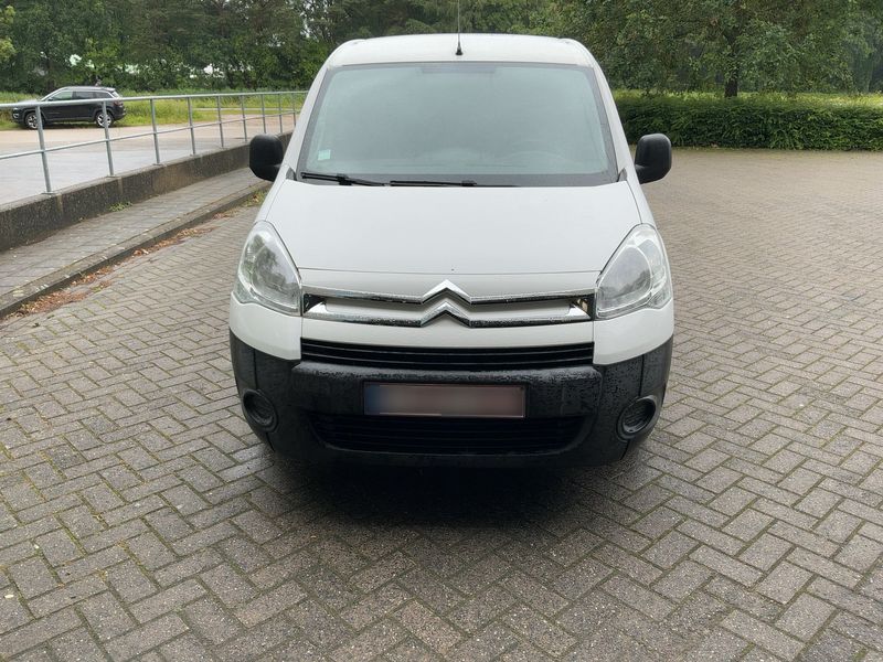 Citroen Berlingo 1.6 HDi Niveau B L1 — zdjęcie 9