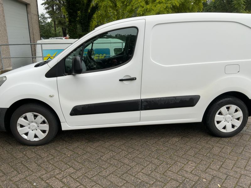 Citroen Berlingo 1.6 HDi Niveau B L1 — zdjęcie 4