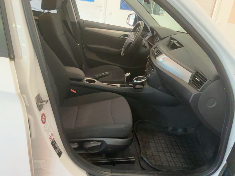 BMW X1 sDrive 16d — zdjęcie 11
