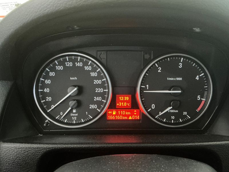 BMW X1 sDrive 16d — zdjęcie 13