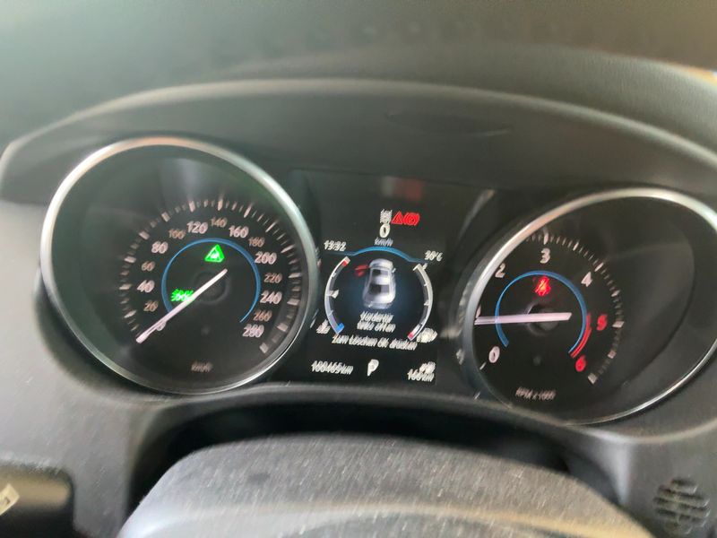 Jaguar XE 20d Portfolio — zdjęcie 13