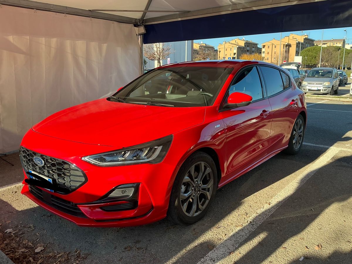 Ford Focus 1.0 EcoBoost Mild-Hybrid ST-Line
