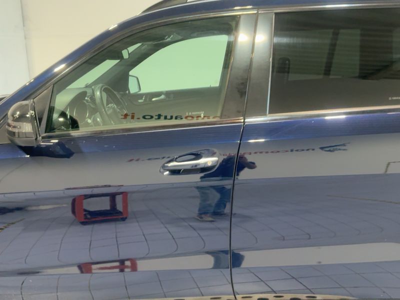 Mercedes-Benz GLS-Klasse GLS 350 d 4Matic Premium — zdjęcie 4