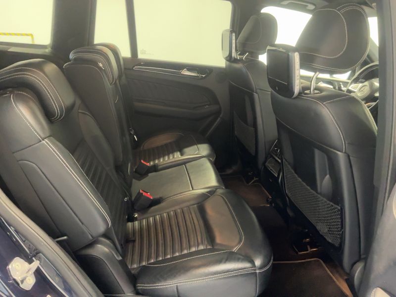 Mercedes-Benz GLS-Klasse GLS 350 d 4Matic Premium — zdjęcie 14