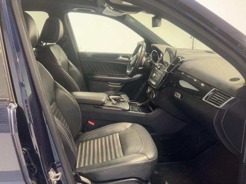 Mercedes-Benz GLS-Klasse GLS 350 d 4Matic Premium — zdjęcie 11