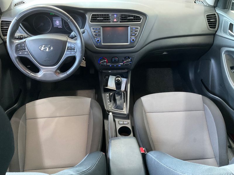 Hyundai i20 1.0 TGDI Intuitive — zdjęcie 12
