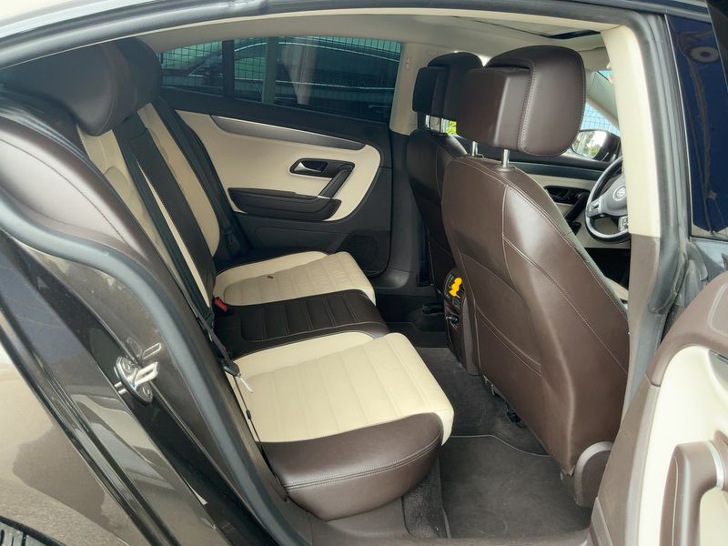 Volkswagen CC 2.0 TDI Carat Edition BlueMotion Tech — zdjęcie 14