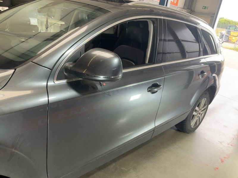 Audi Q7 4.2 V8 FSI quattro — zdjęcie 4
