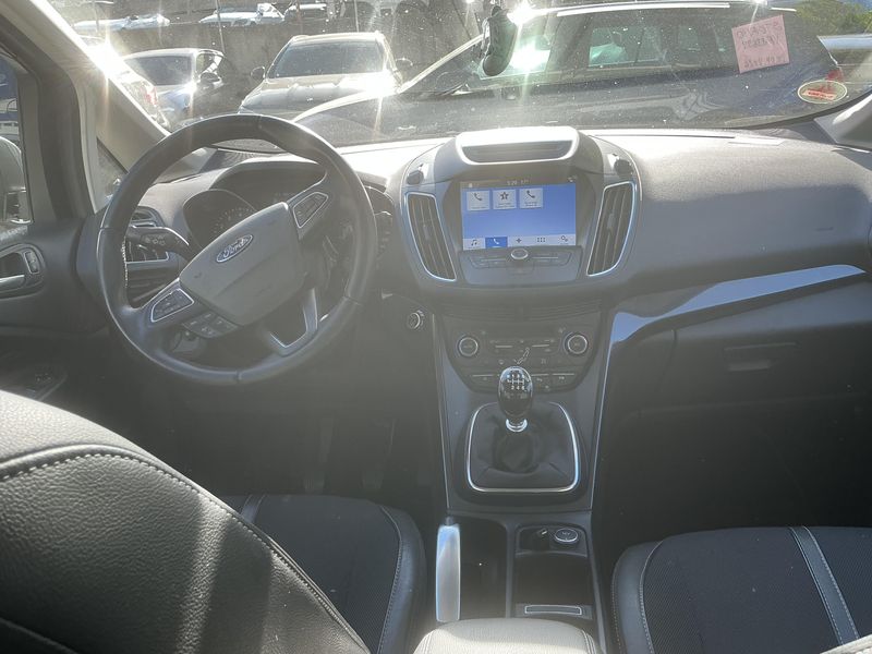 Ford C-Max 1.5 EcoBoost Titanium — zdjęcie 12
