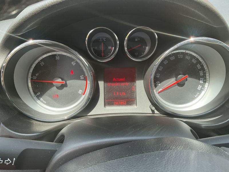 Opel Insignia 2.0 CDTI Innovation — zdjęcie 4