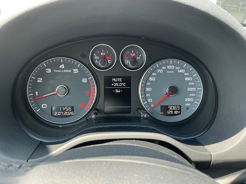 Audi A3 Sportback 1.4 TFSI Attraction 2012 – снимка 18