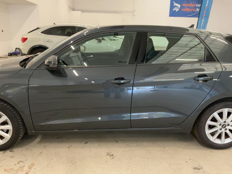 Audi A1 Sportback 30 TFSI Advanced — zdjęcie 4