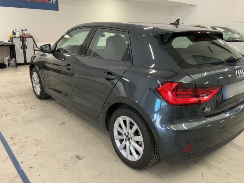Audi A1 Sportback 30 TFSI Advanced — zdjęcie 3