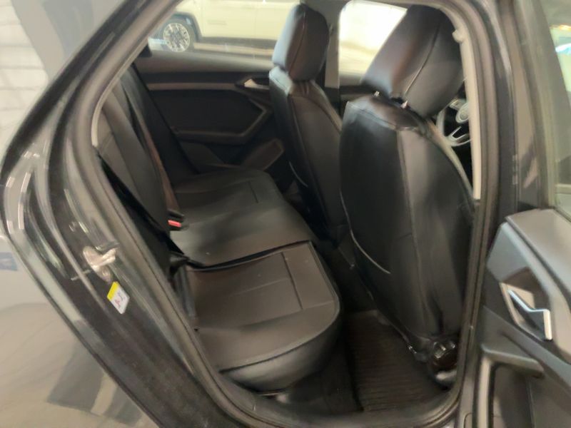 Audi A1 Sportback 30 TFSI Advanced — zdjęcie 14