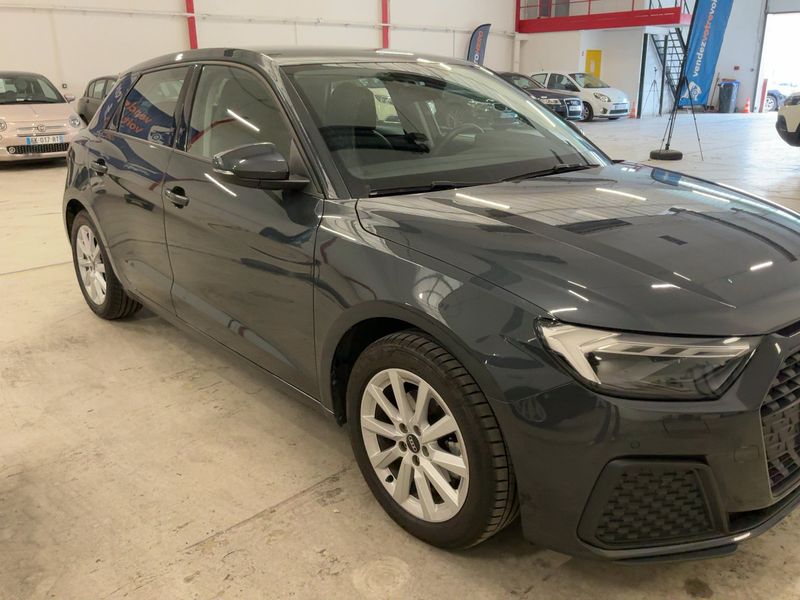 Audi A1 Sportback 30 TFSI Advanced — zdjęcie 8