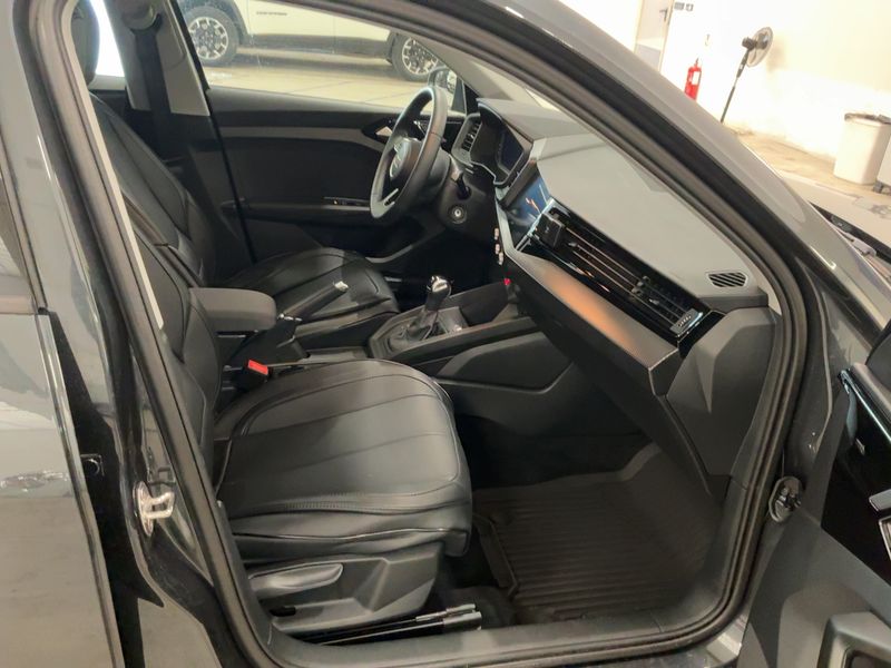 Audi A1 Sportback 30 TFSI Advanced — zdjęcie 11