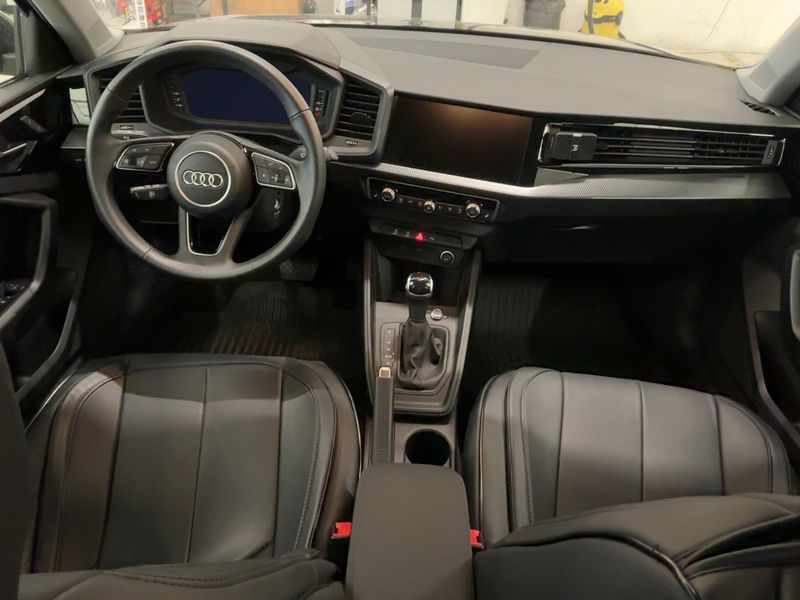 Audi A1 Sportback 30 TFSI Advanced — zdjęcie 12