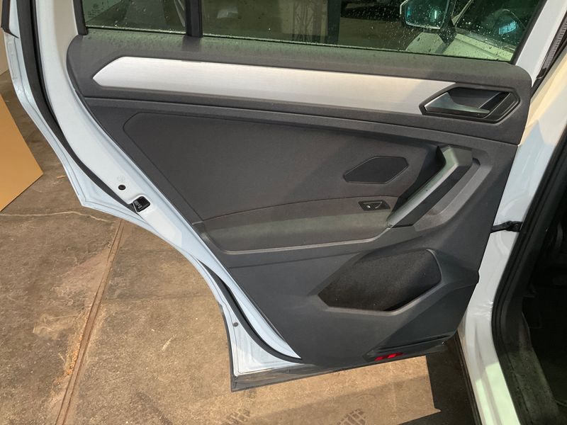 Volkswagen Tiguan 2.0 TDI Comfortline 4Motion BlueMotion Tech 2019 – снимка 29
