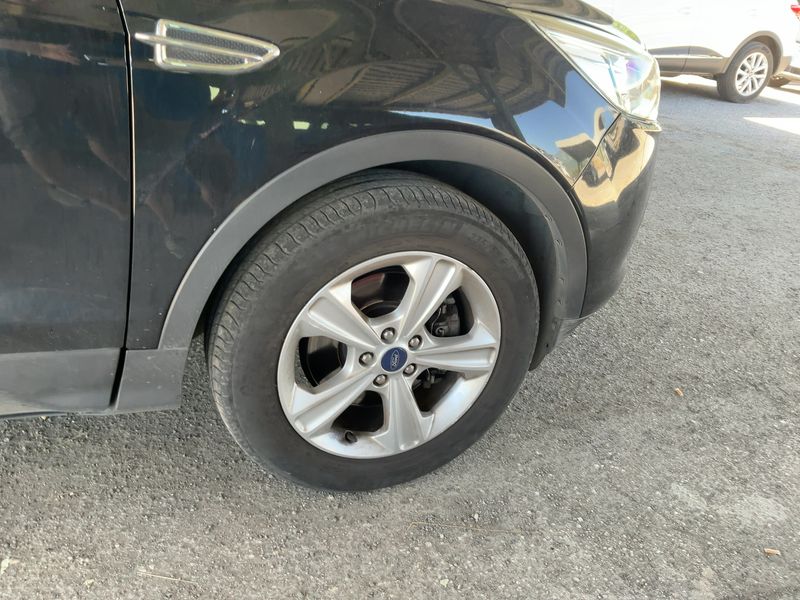 Ford Kuga 2.0 TDCi Plus 2015 – снимка 11