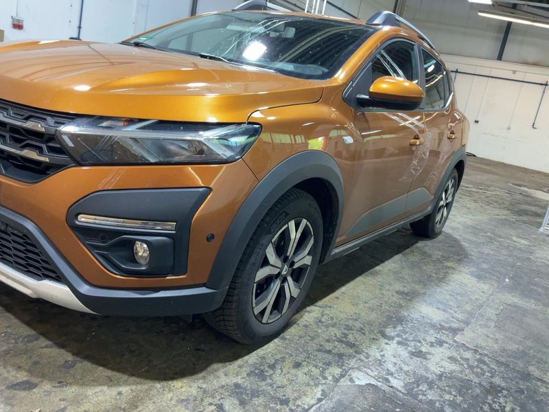 Dacia Sandero 1.0 TCe LPG Stepway Comfort — zdjęcie 2