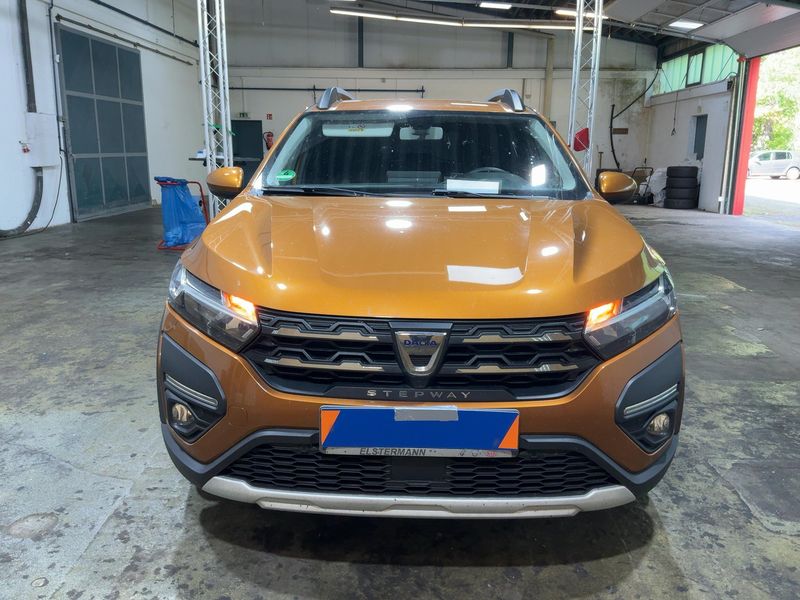 Dacia Sandero 1.0 TCe LPG Stepway Comfort — zdjęcie 9