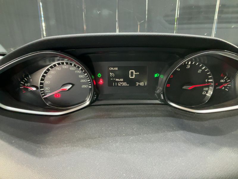 Peugeot 308 1.6 Blue-HDi Allure 2016 – снимка 19