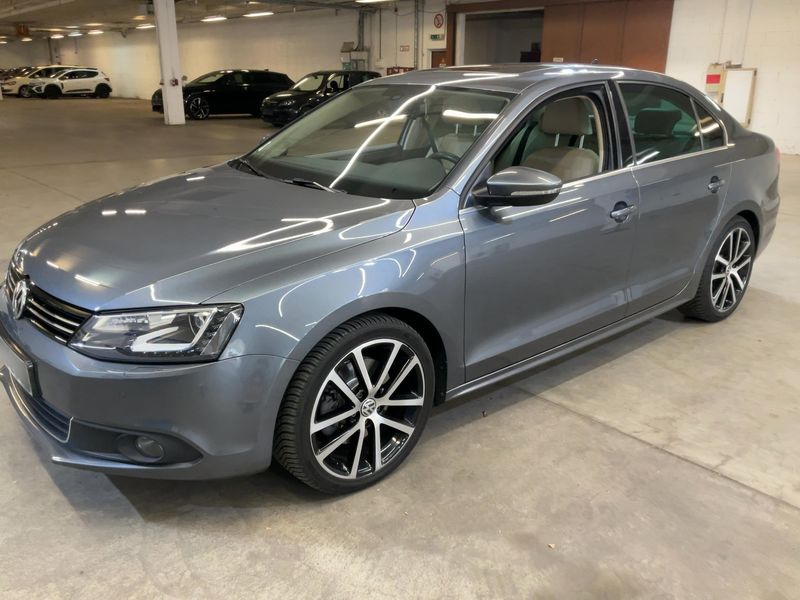 Volkswagen Jetta 1.4 TSI Highline