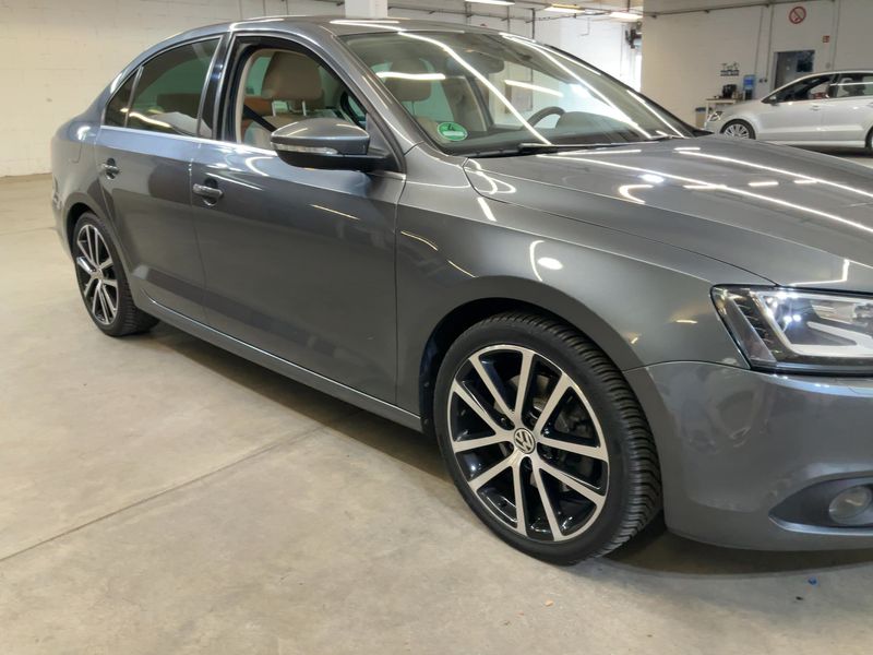 Volkswagen Jetta 1.4 TSI Highline — zdjęcie 8
