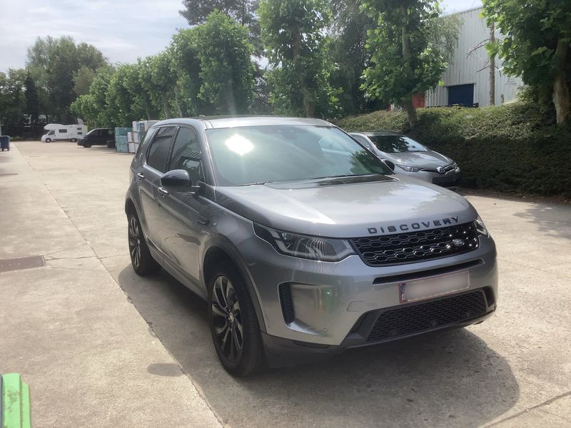 Land Rover Discovery Sport D150 S AWD — zdjęcie 8