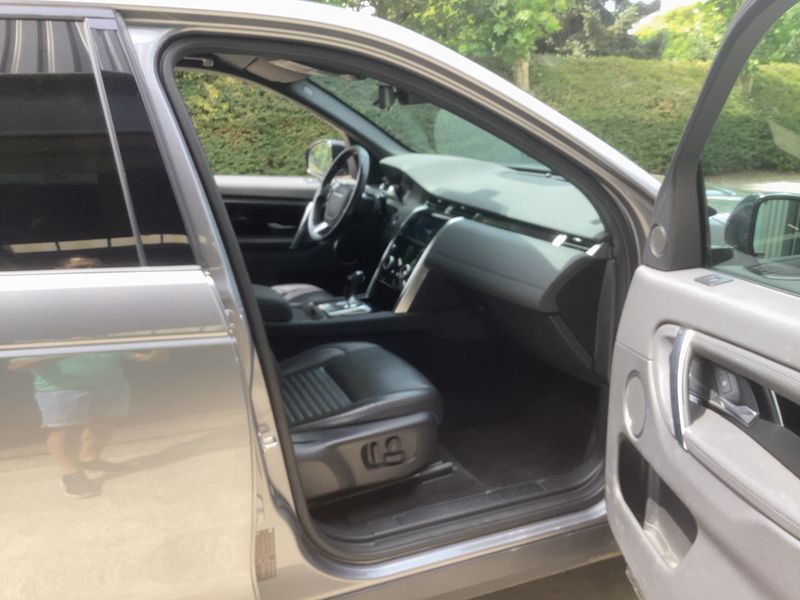 Land Rover Discovery Sport D150 S AWD — zdjęcie 11