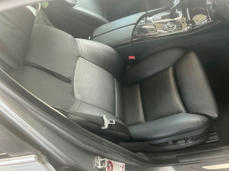 BMW 5er 530d 2010 – снимка 28
