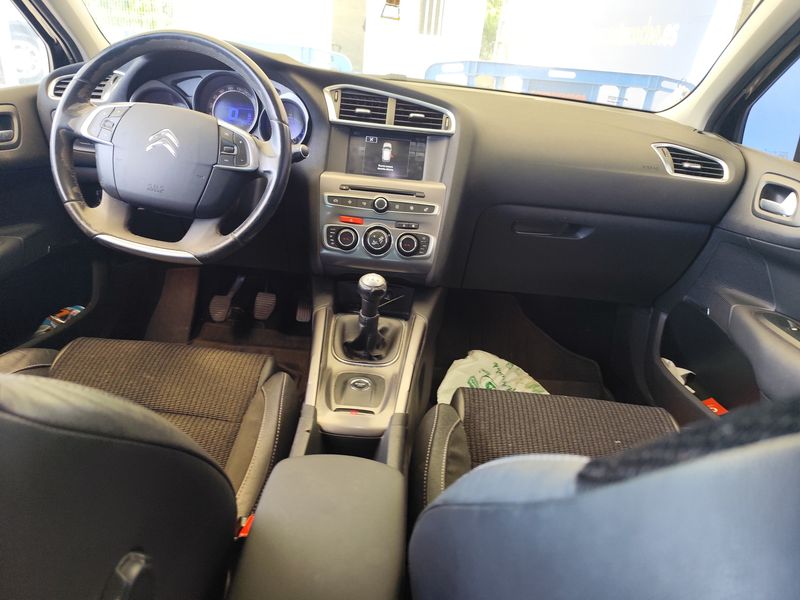 Citroen C4 1.6 Blue-HDi Shine — zdjęcie 11