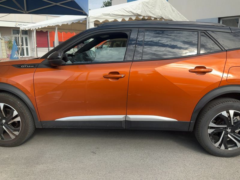 Peugeot 2008 1.2 PureTech GT Line — zdjęcie 4