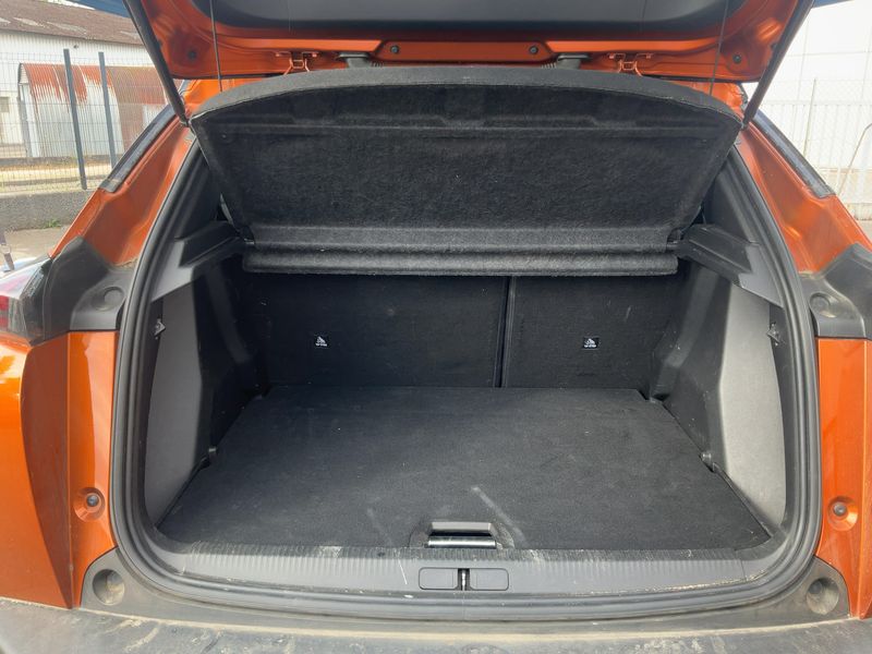 Peugeot 2008 1.2 PureTech GT Line — zdjęcie 10