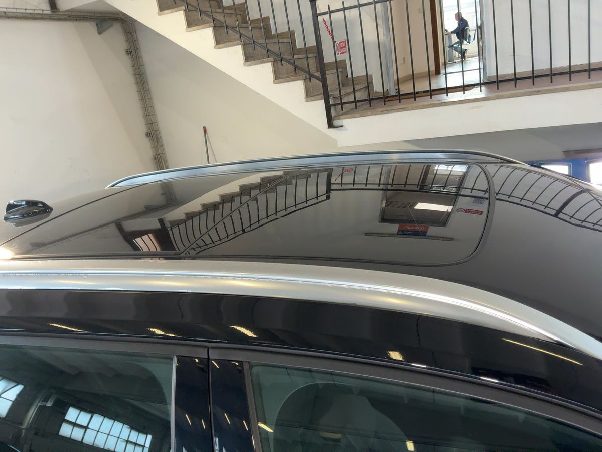 Volvo XC40 2021 — photo 14