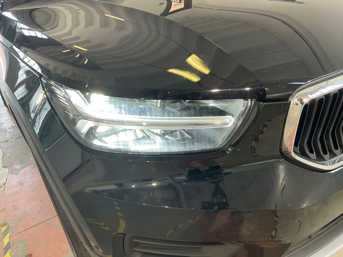 Volvo XC40 2021 — photo 25
