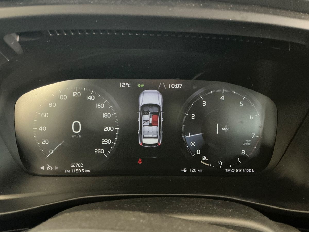 Volvo XC40 2021 — photo 19