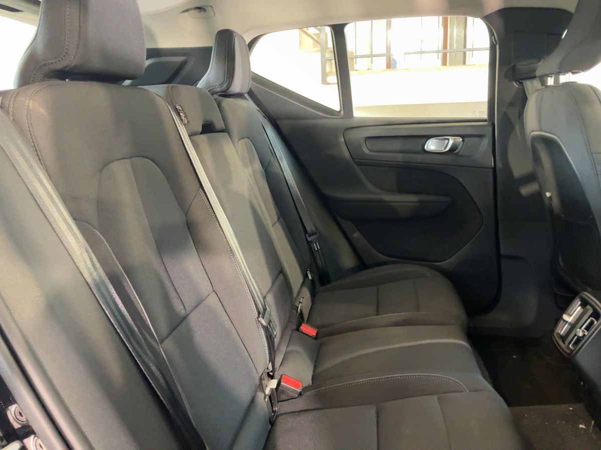 Volvo XC40 2021 — photo 20