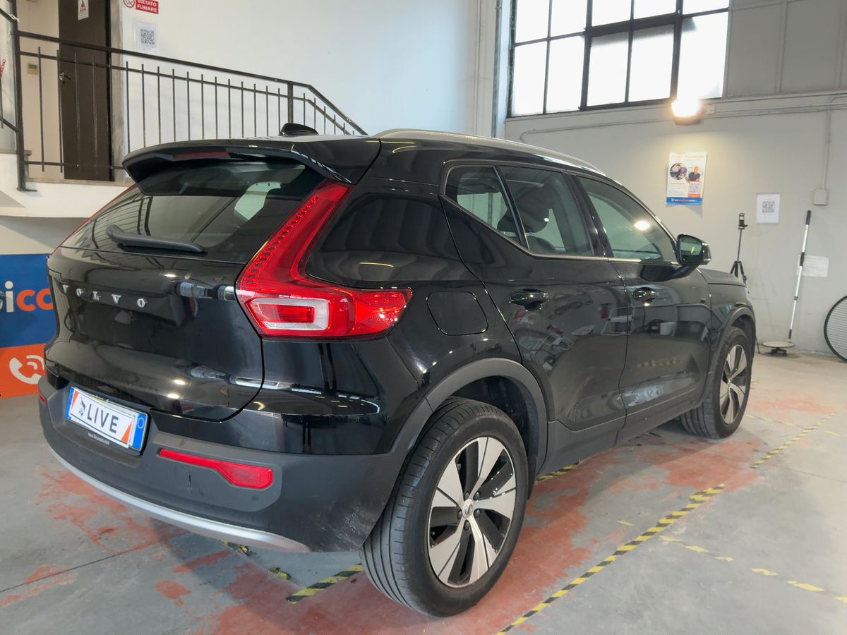Volvo XC40 2021 — photo 9