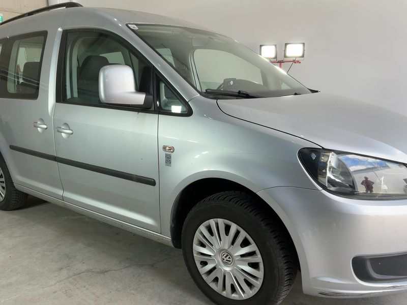 Volkswagen Caddy 1.2 TSI Trendline 2015 – снимка 12