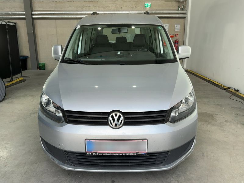 Volkswagen Caddy 1.2 TSI Trendline 2015 – снимка 14