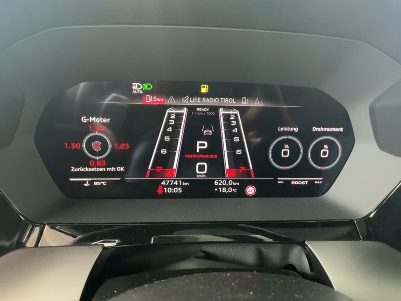 Audi RS 3 Sportback 2.5 TFSI quattro — zdjęcie 13
