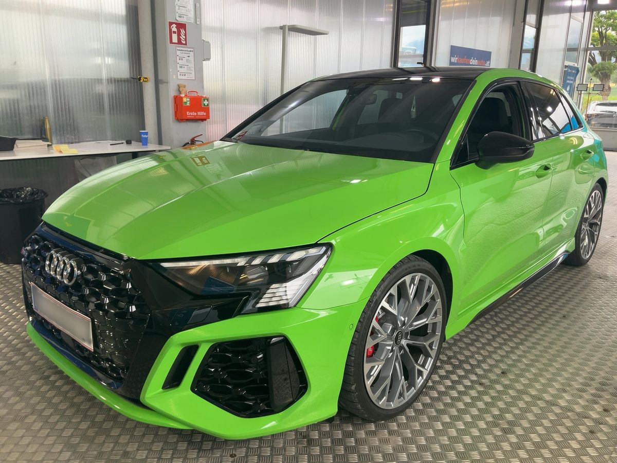 Audi RS 2022 — photo 1
