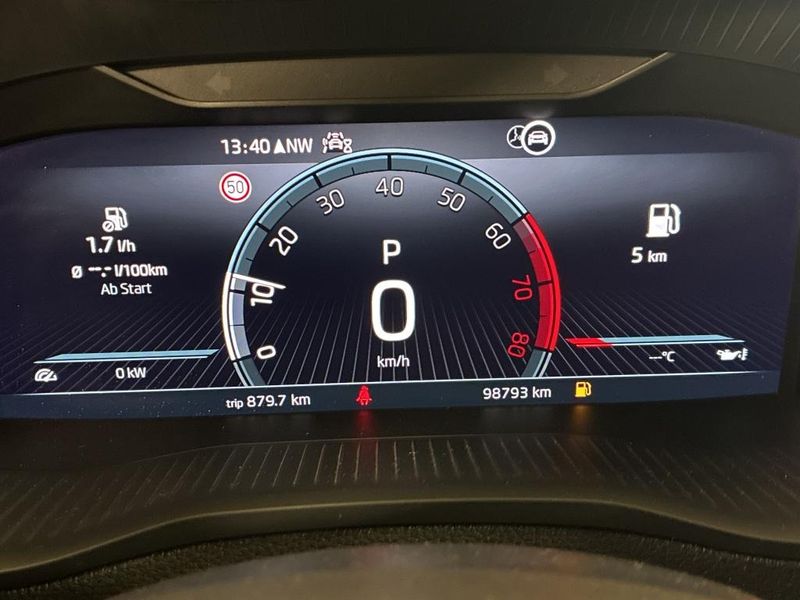 Skoda Karoq 1.5 TSI ACT Ambition — zdjęcie 10