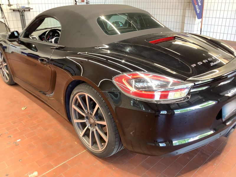 Porsche Boxster 2.7 Black Edition — zdjęcie 3