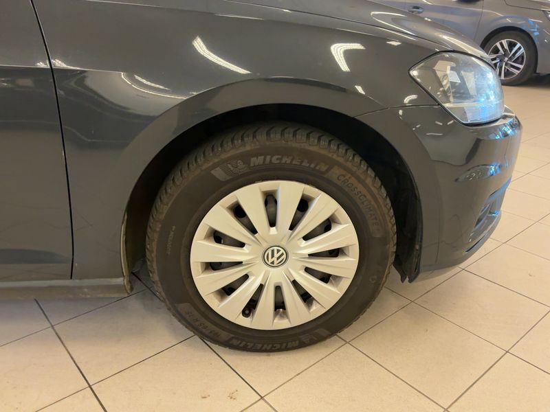 Volkswagen Golf VII 1.0 TSI Trendline BlueMotion Tech 2017 – снимка 11